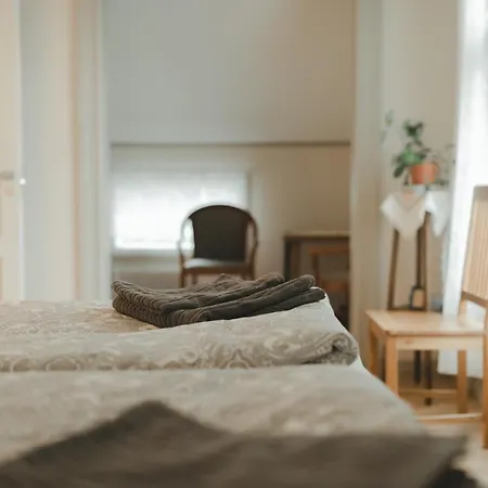 Lillstugans Gaesthem * Voyri